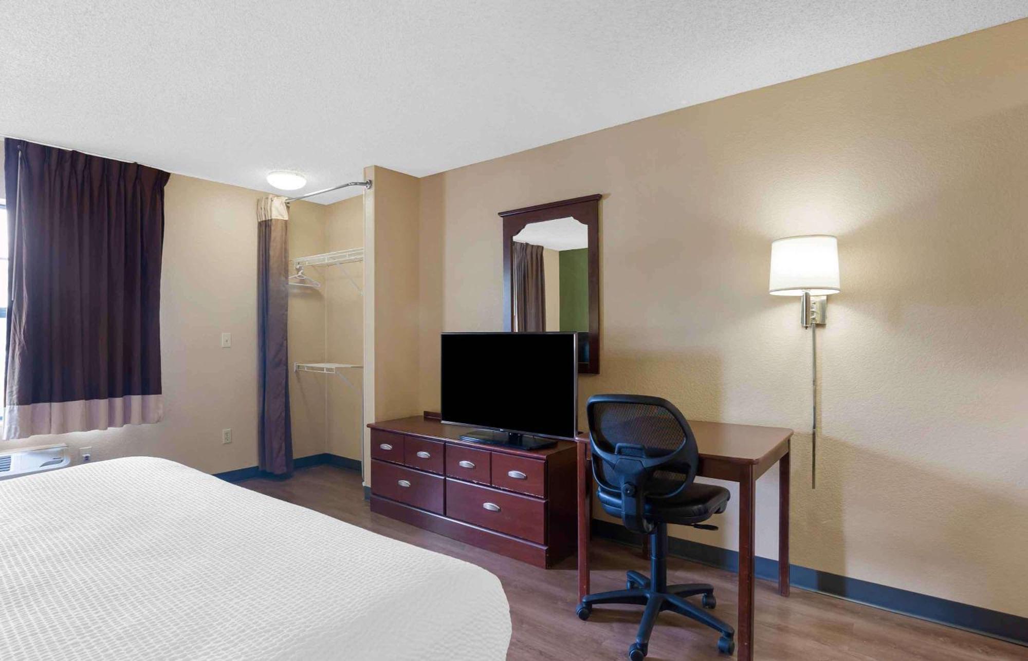 Extended Stay America Select Suites - Phoenix - Deer Valley Exterior photo